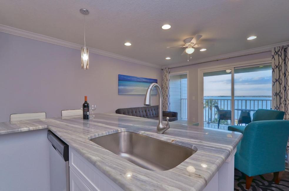 410-Gorgeous Views, Waterfront, Wifi, Pool And Close To Bucs Stadium 탬파 외부 사진