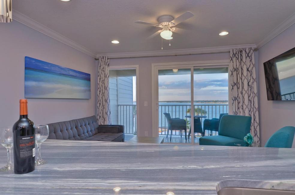 410-Gorgeous Views, Waterfront, Wifi, Pool And Close To Bucs Stadium 탬파 외부 사진
